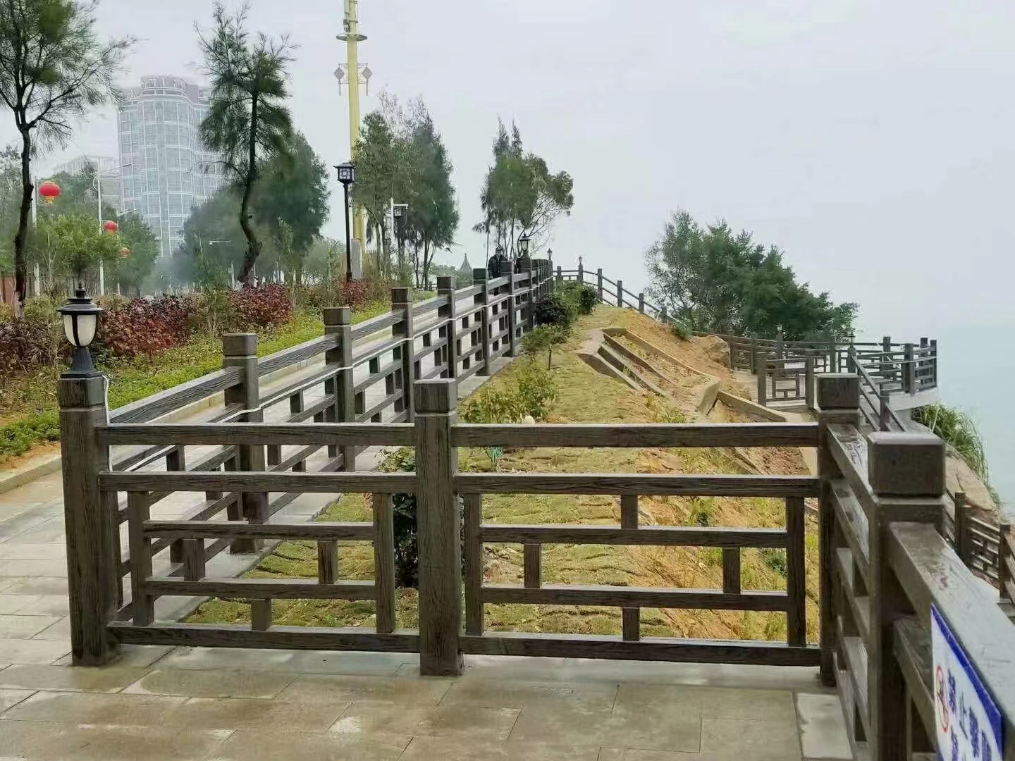 仿木水泥長廊的仿木效果如何？
