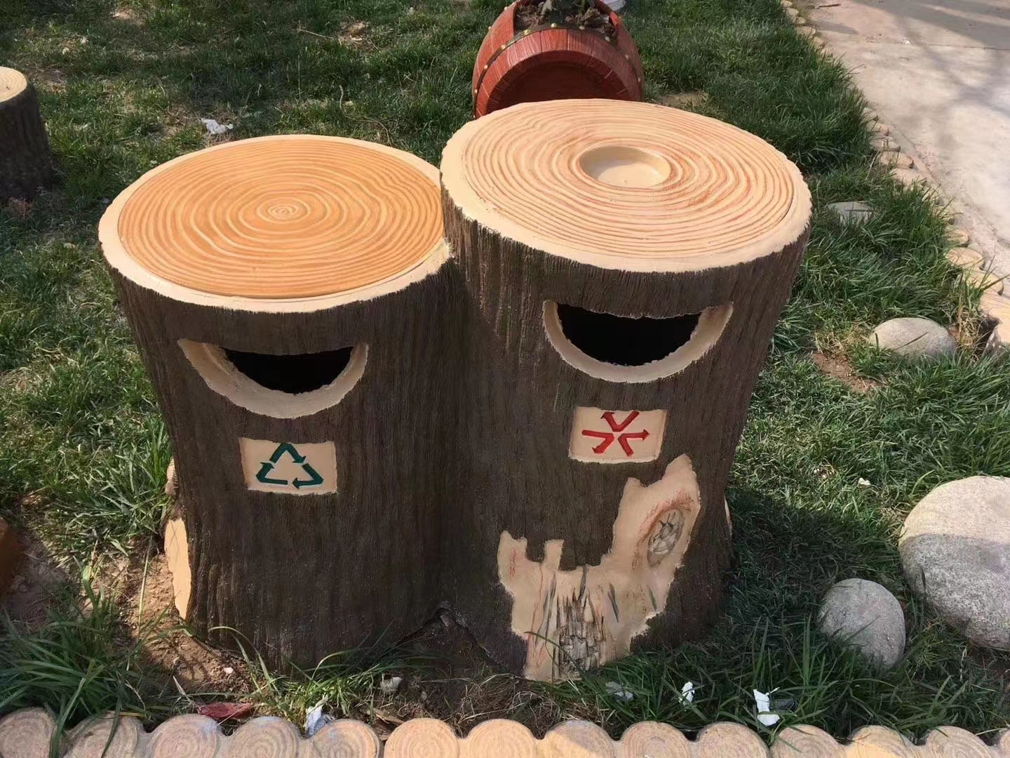 公園使用的“仿木設(shè)備”你知道這些嗎？
